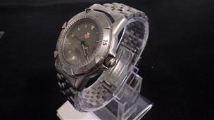 TAG HEUER Gent s Wristwatch 959 713G Good Top Dog Pawn Augusta